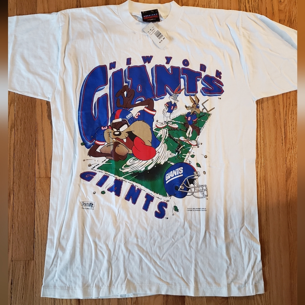 NWT America's Favorite 1994 New York Giants Looney Tunes Graphic T-Shirt, Size L